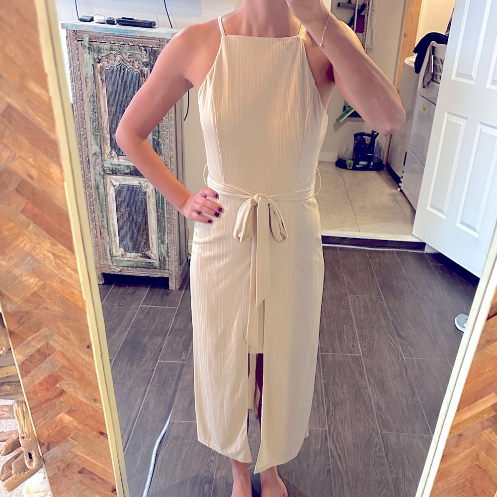 XS Ribbed Lulus Midi Dress in Champagne